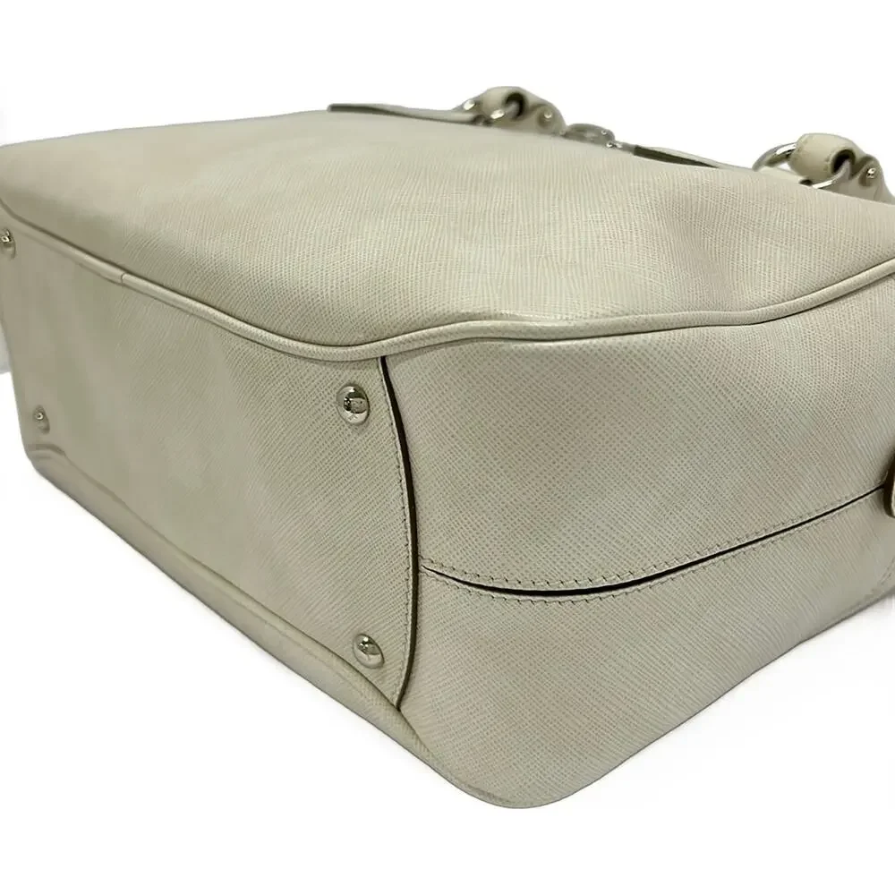 Salvatore Ferragamo Gancini Handbag 21B713
